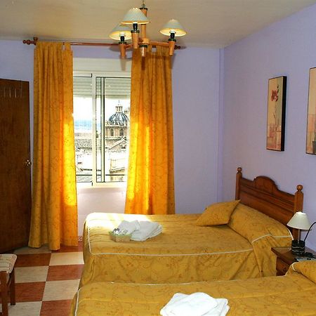 Hostal Londres Γρανάδα Εξωτερικό φωτογραφία