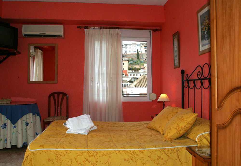 Hostal Londres Γρανάδα Εξωτερικό φωτογραφία