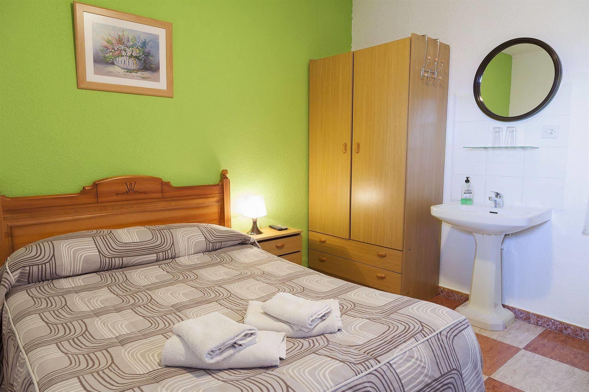 Hostal Londres Γρανάδα Εξωτερικό φωτογραφία