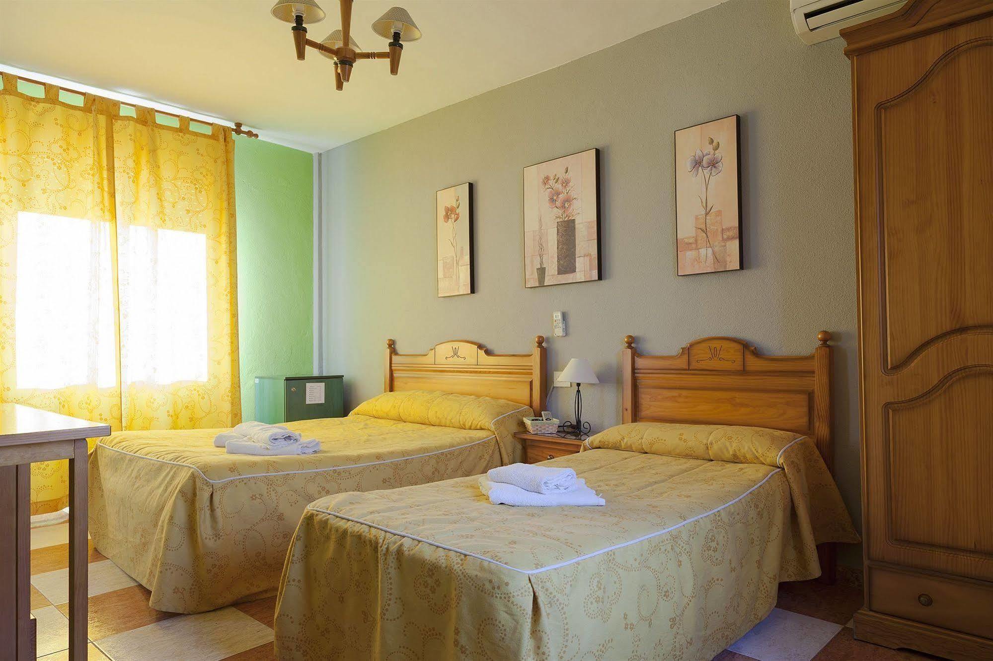 Hostal Londres Γρανάδα Εξωτερικό φωτογραφία