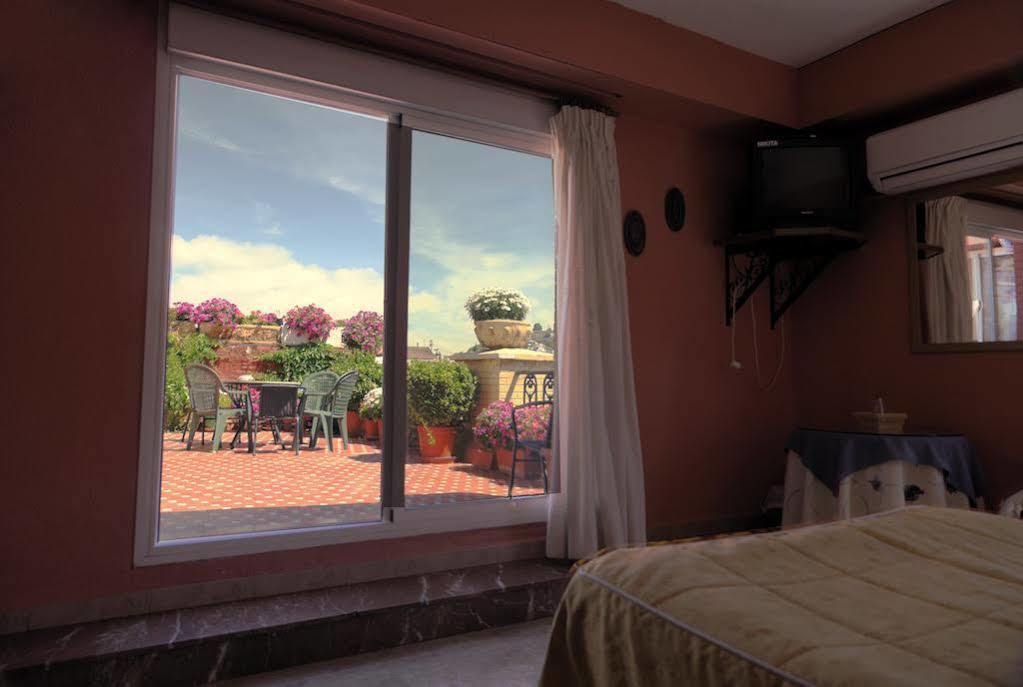 Hostal Londres Γρανάδα Εξωτερικό φωτογραφία